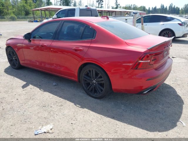 2019 VOLVO S60 7JRA22TM5KG005151 Photo 2
