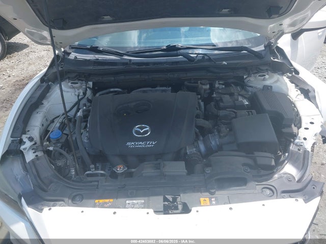 JM1GJ1W51G1477142 Mazda py