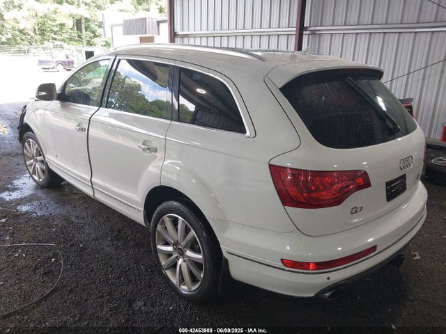 2014 AUDI Q7 WA1LGAFE1ED000956 Photo 2