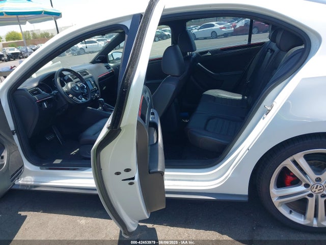 3VW4C7AJ1GM208000 Volks 2016