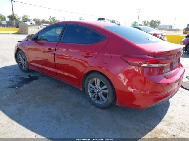 2017 HYUNDAI ELANTRA KMHD84LF7HU192289 Photo 2