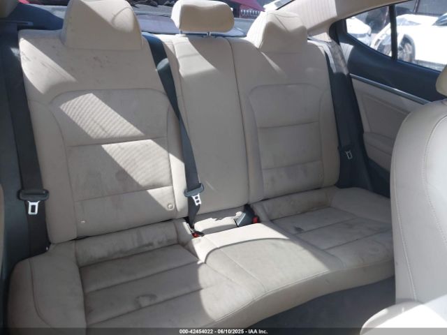 2017 HYUNDAI ELANTRA KMHD84LF7HU192289 Photo 7