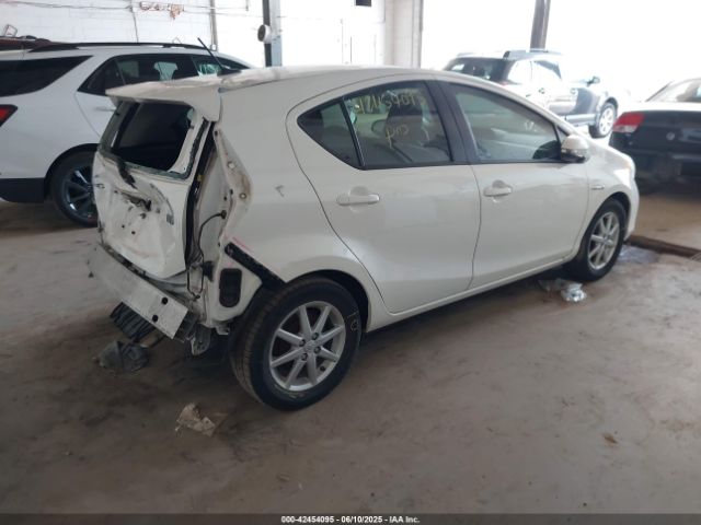 2012 TOYOTA PRIUS C JTDKDTB35C1009488 Photo 3