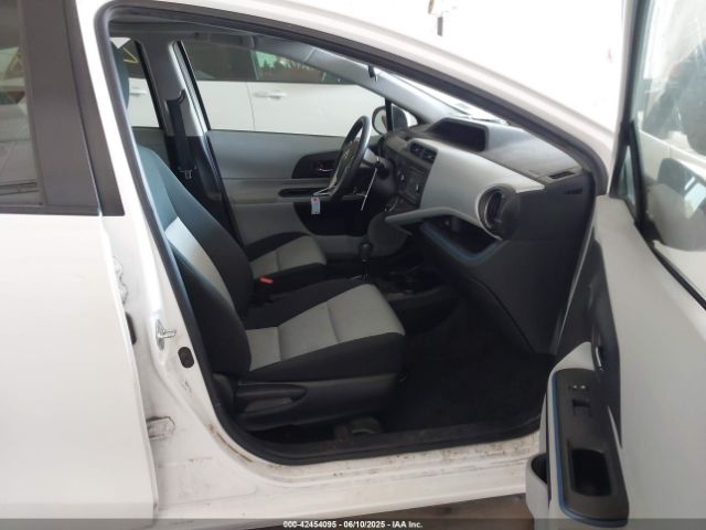 2012 TOYOTA PRIUS C JTDKDTB35C1009488 Photo 4