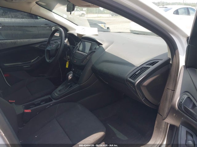 Ford 2015 2015 1FADP3E2XFL224267 Image 5