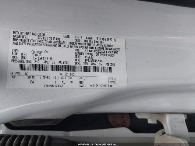 Ford 2015 2015 1FADP3E2XFL224267 Image 9