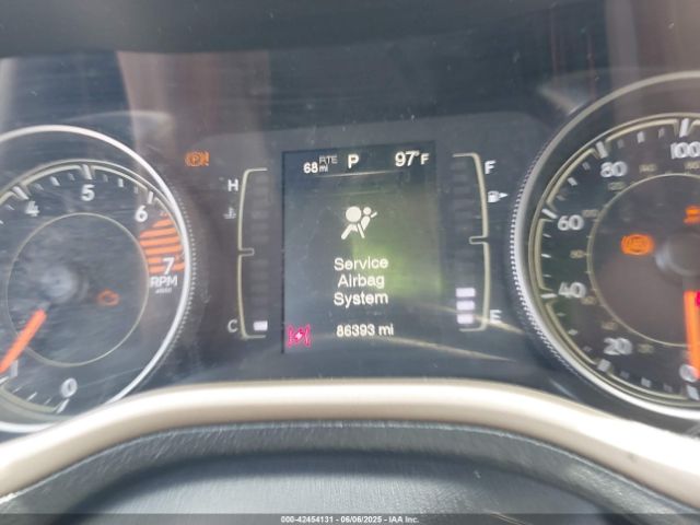 1C4PJLCB2JD596149 Jeep Cherokee Latitude Fwd