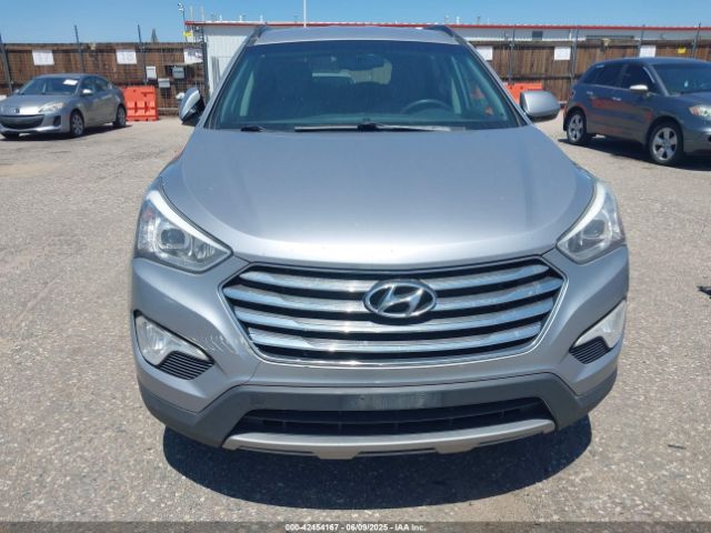 KM8SMDHF8GU155066 Hyundai Santa Fe Se