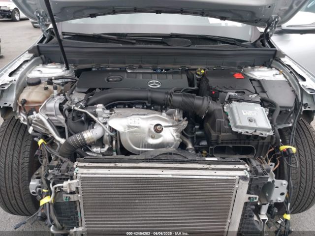 W1N4M4GB7MW114321 Mercedes-Benz m260