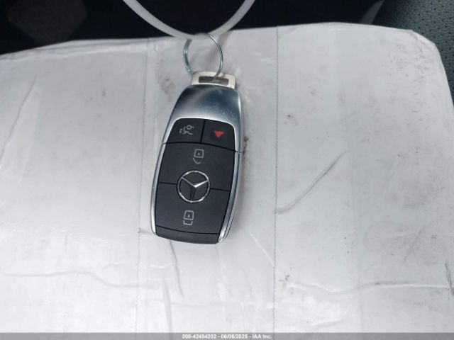 W1N4M4GB7MW114321 Mercedes-Benz m260