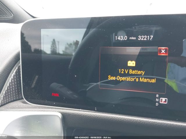 W1N4M4GB7MW114321 Mercedes-Benz m260