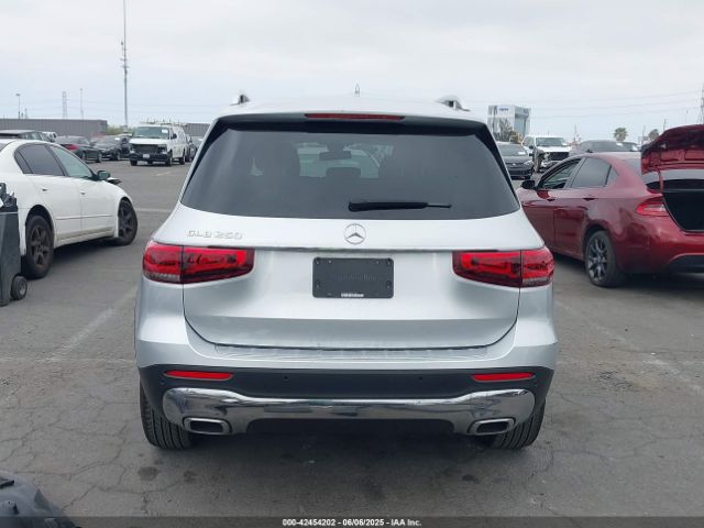 W1N4M4GB7MW114321 Mercedes-Benz m260