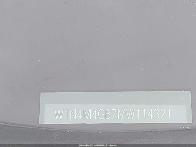 W1N4M4GB7MW114321 Mercedes-Benz m260