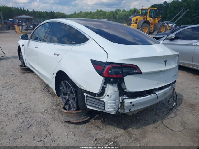 2018 TESLA MODEL 3 5YJ3E1EB0JF093846 Photo 2