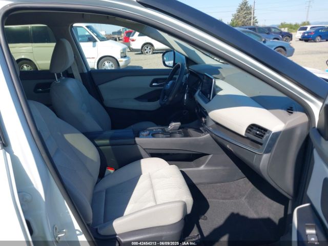 2025 NISSAN ROGUE JN8BT3BB3SW413132 Photo 4