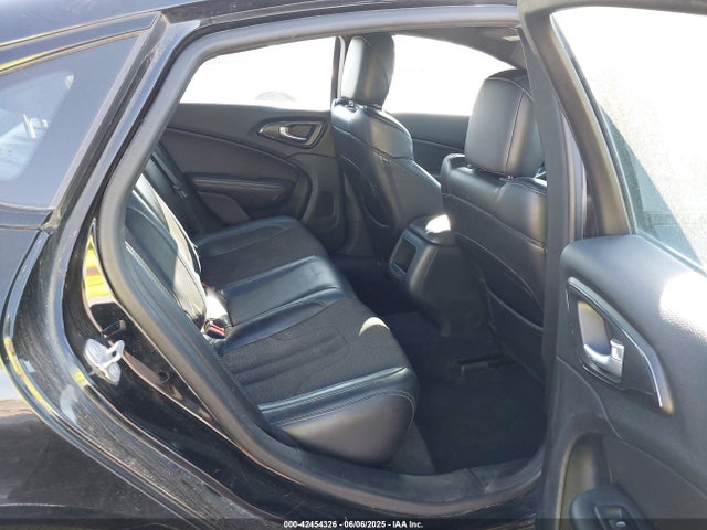 1C3CCCBB1FN670130 Chrysler 200