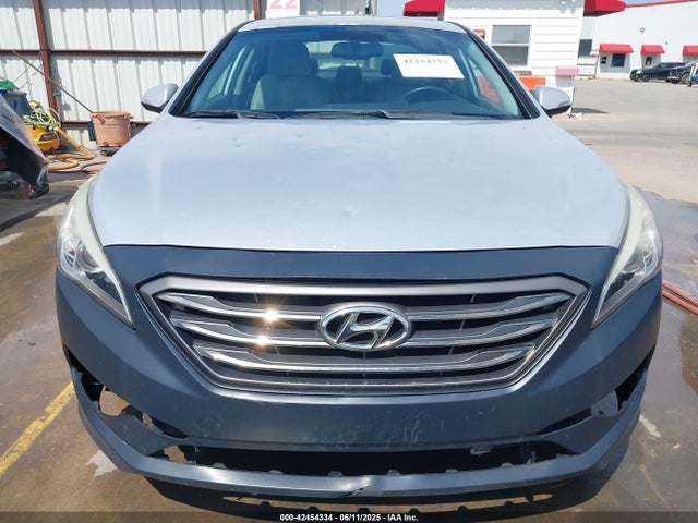 5NPE34AF8HH458651 Hyundai 2017