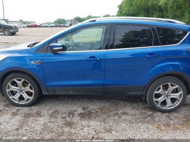 1FMCU0J98HUA47968 Ford Escape Titanium
