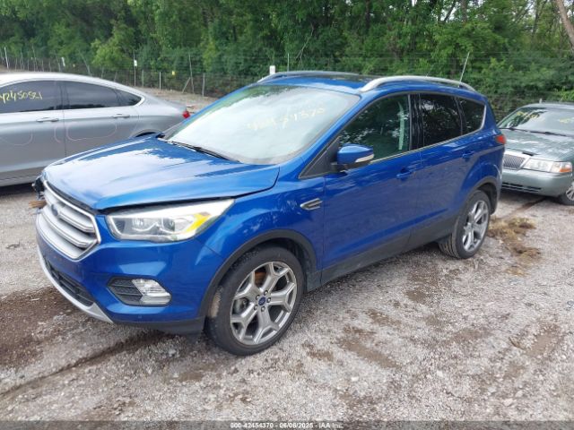 1FMCU0J98HUA47968 Ford Escape Titanium