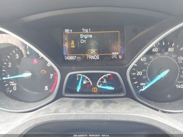 1FMCU0J98HUA47968 Ford Escape Titanium