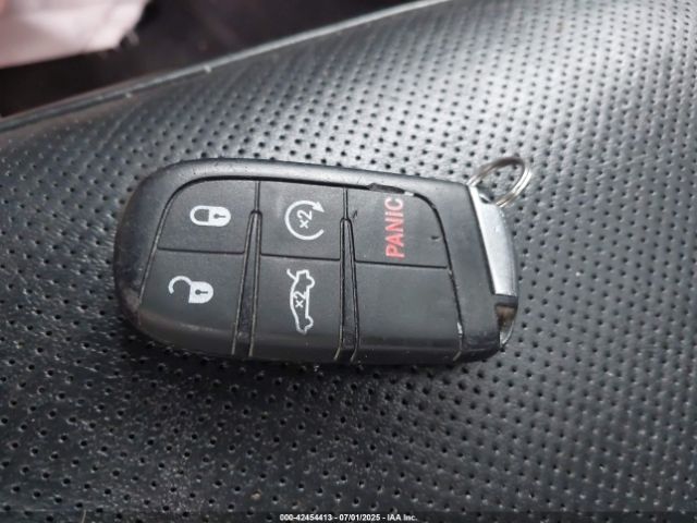 2017 CHRYSLER 300C 2C3CCAEG0HH608306 Photo 10