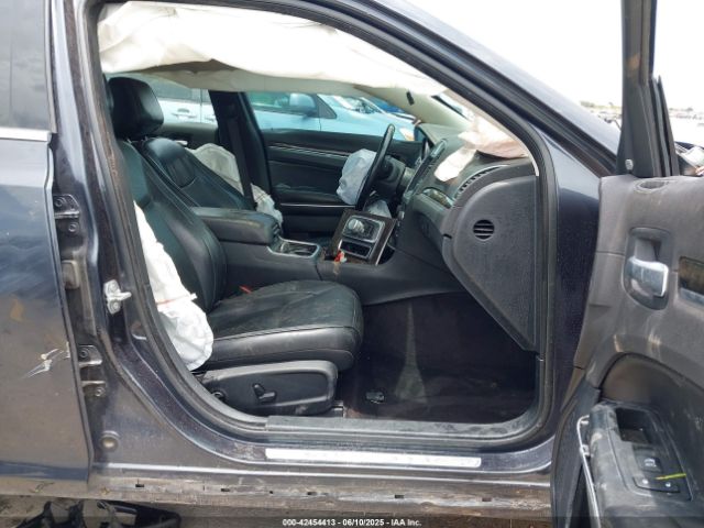 2017 CHRYSLER 300C 2C3CCAEG0HH608306 Photo 4