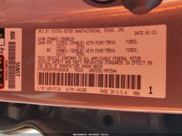 2021 TOYOTA TACOMA 5TFAZ5CN7MX101810 Photo 8