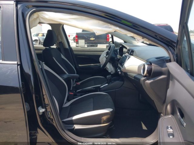 3N1CN8EV1NL863310 Nissan Versa