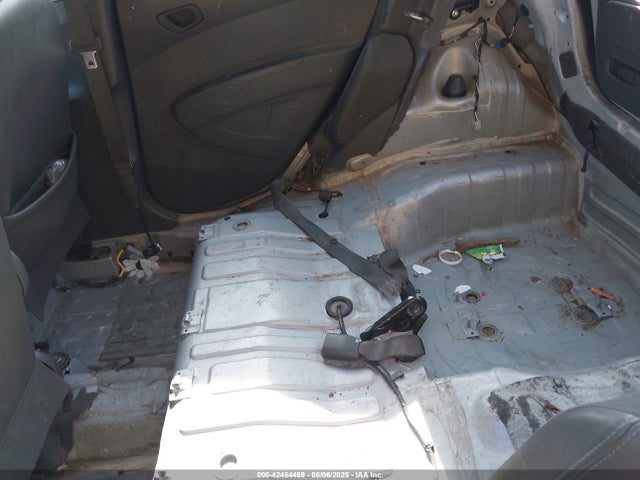 Chevrolet ll0 2014 KL8CB6S95EC453597 Image 6