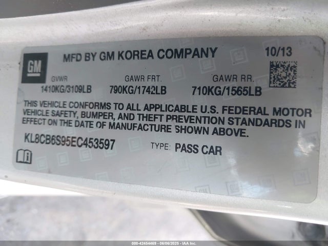 Chevrolet ll0 2014 KL8CB6S95EC453597 Image 9