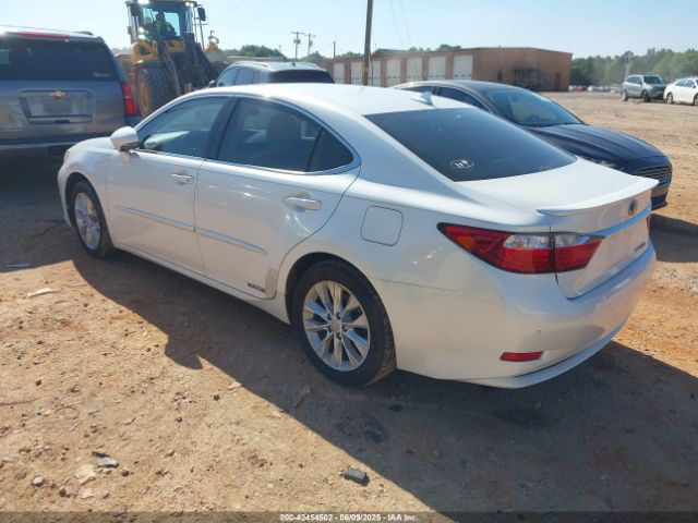 2013 LEXUS ES 300H JTHBW1GG1D2017222 Photo 2