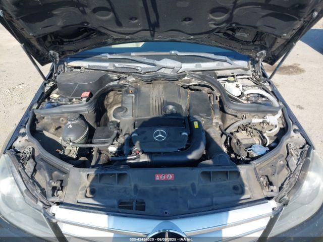 2013 MERCEDES-BENZ C 250 WDDGF4HB9DR274623 Photo 9
