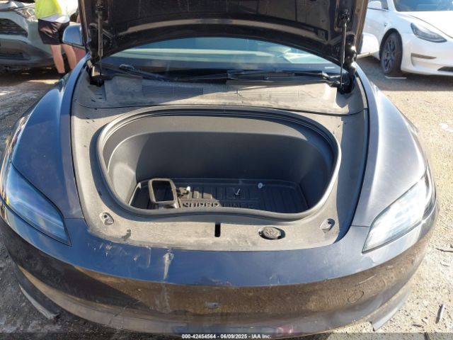 2024 TESLA MODEL 3 5YJ3E1EAXRF861917 Photo 9