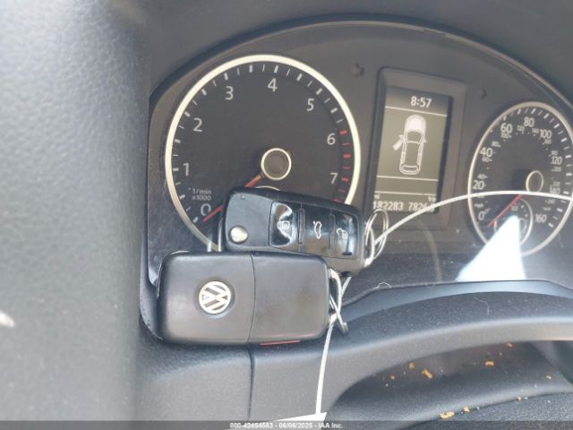 WVGAV7AX4FW603111 Volkswagen TIGUAN SE