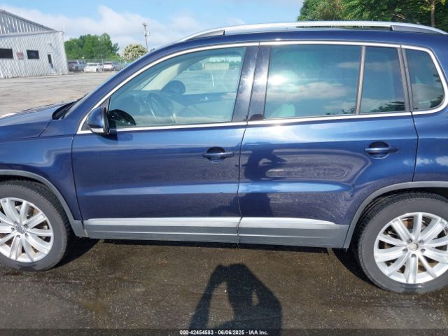 WVGAV7AX4FW603111 Volkswagen TIGUAN SE