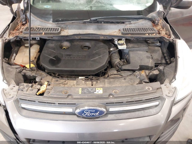 1FMCU9G94EUA15591 Ford ESCAPE SE