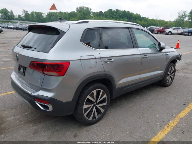 2023 VOLKSWAGEN TAOS 3VVSX7B26PM317527 Photo 3
