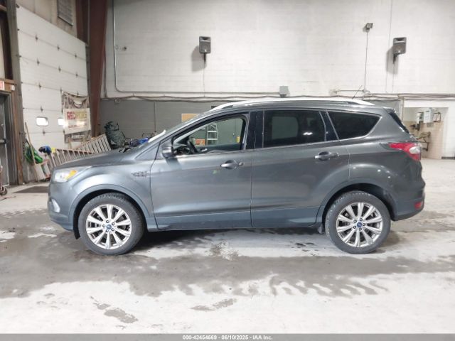 1FMCU9JD4HUB07866 Ford Escape Titanium