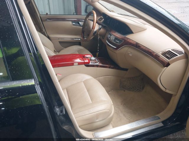 2011 MERCEDES-BENZ S 550 WDDNG7BBXBA402927 Photo 4