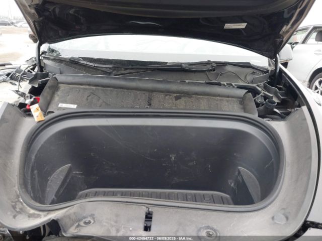 2023 TESLA MODEL Y 7SAYGDEFXPF945412 Photo 9