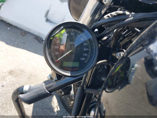 2011 HARLEY-DAVIDSON XL1200 1HD1LC312BC411563 Photo 6