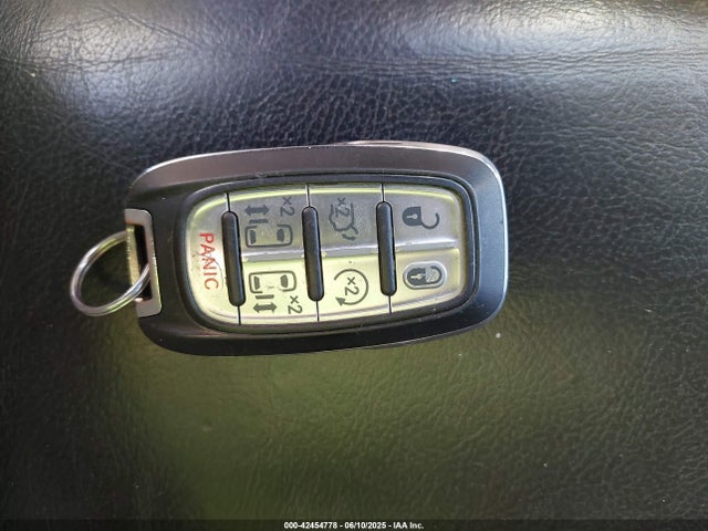 Chrysler Pacifica 2019 2C4RC1BG2KR603460 Image 11