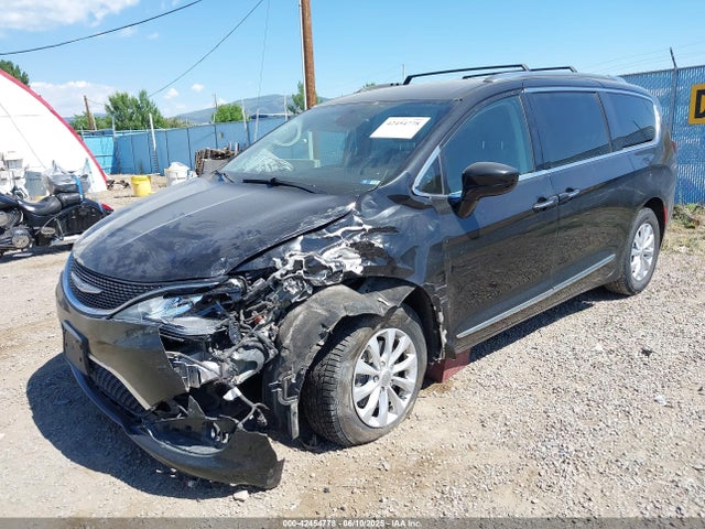 Chrysler Pacifica 2019 2C4RC1BG2KR603460 Image 2