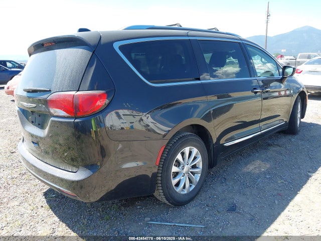 Chrysler Pacifica 2019 2C4RC1BG2KR603460 Image 4