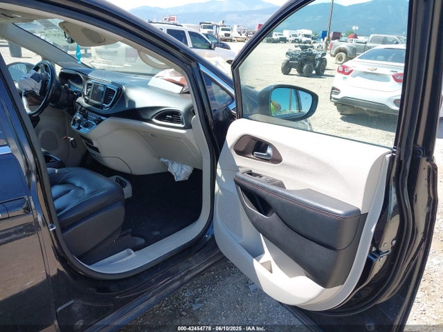 Chrysler Pacifica 2019 2C4RC1BG2KR603460 Image 5
