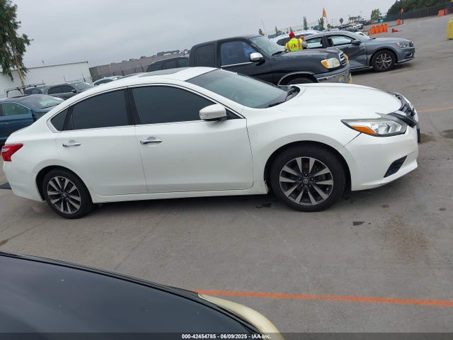 1N4AL3APXGC195175 Nissan 2016