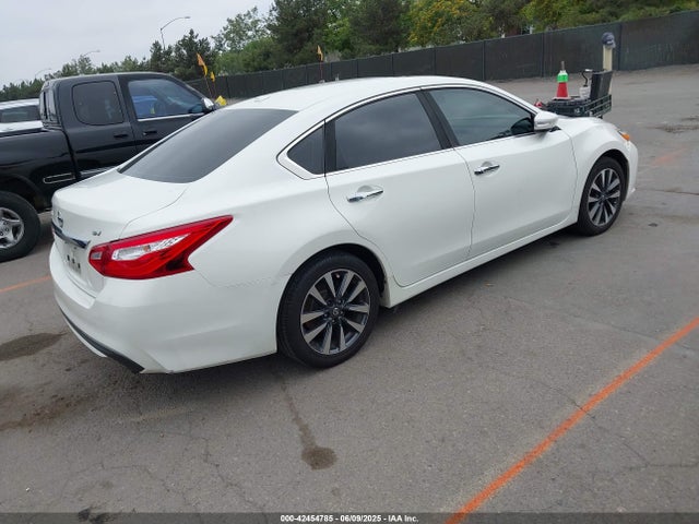 1N4AL3APXGC195175 Nissan 2016
