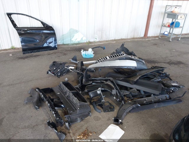 WBXJG7C07N5U49595 BMW X1