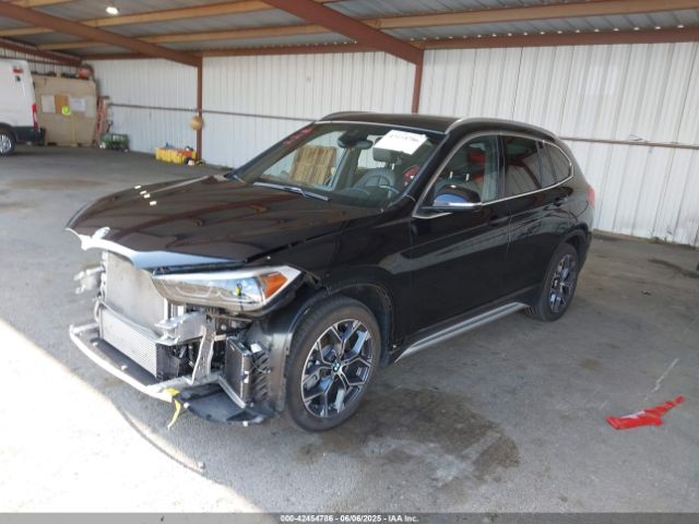 2022 BMW X1 WBXJG7C07N5U49595 Photo 1