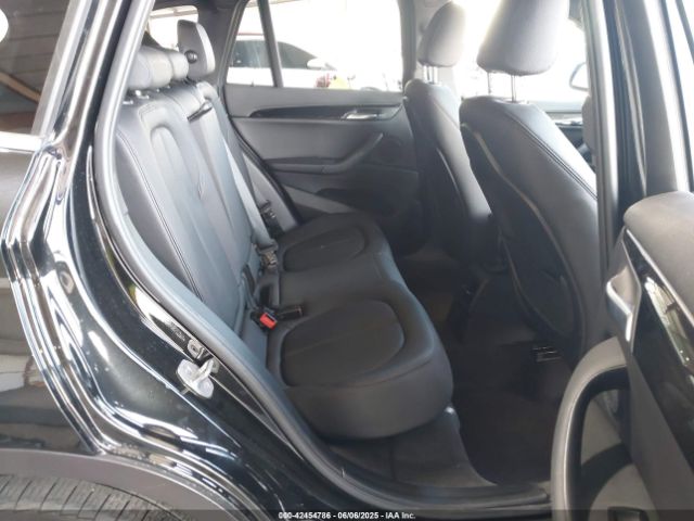 2022 BMW X1 WBXJG7C07N5U49595 Photo 7